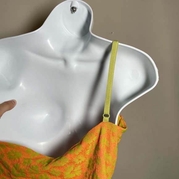 NWT Zara Asymmetric Jacquard Off the Shoulder Orange Green Floral Crop Top SZ L - Picture 10 of 11